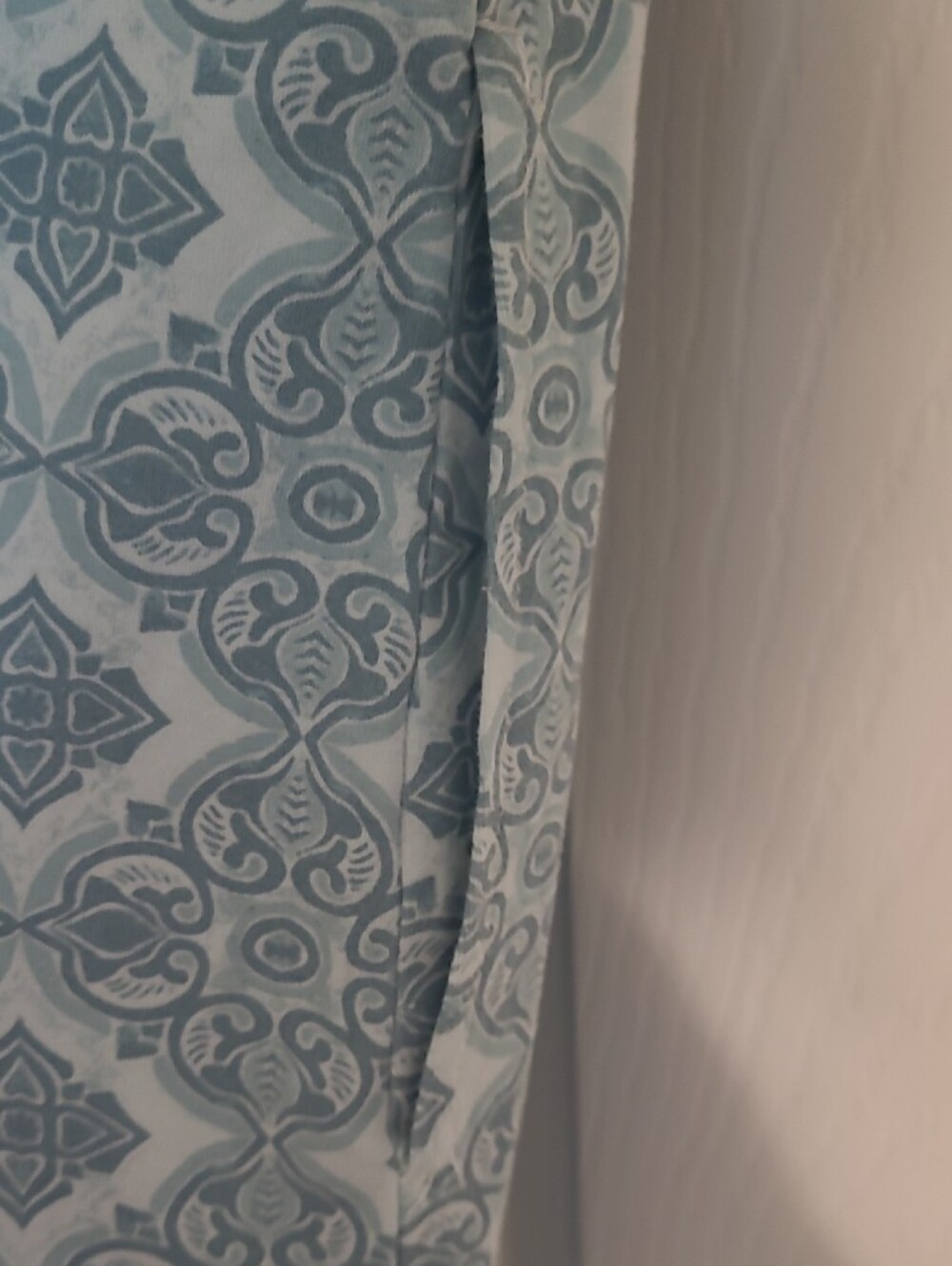 Hang Ten Light Green/Blue Patterned Midi Dress - Picture 4 of 5